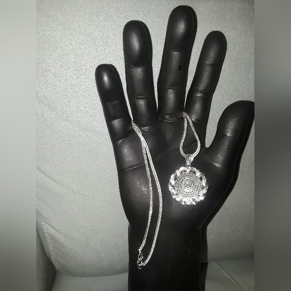 3.86CT White Diamond Pendant with a Sterling Silver Unisex Necklace - Picture 2 of 4